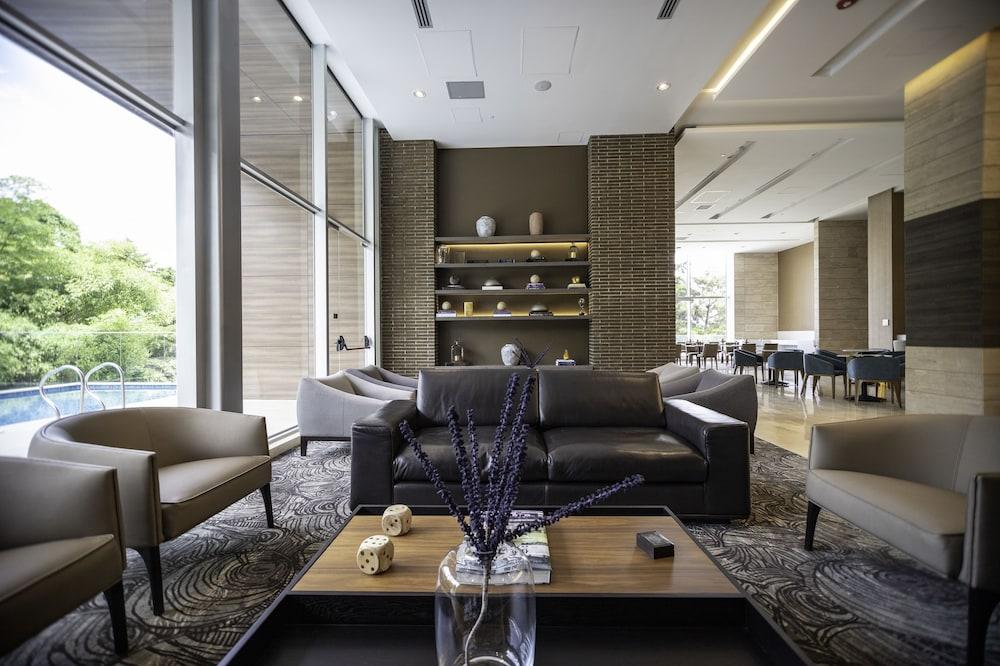 Estelar La Torre Suites Медельин Экстерьер фото