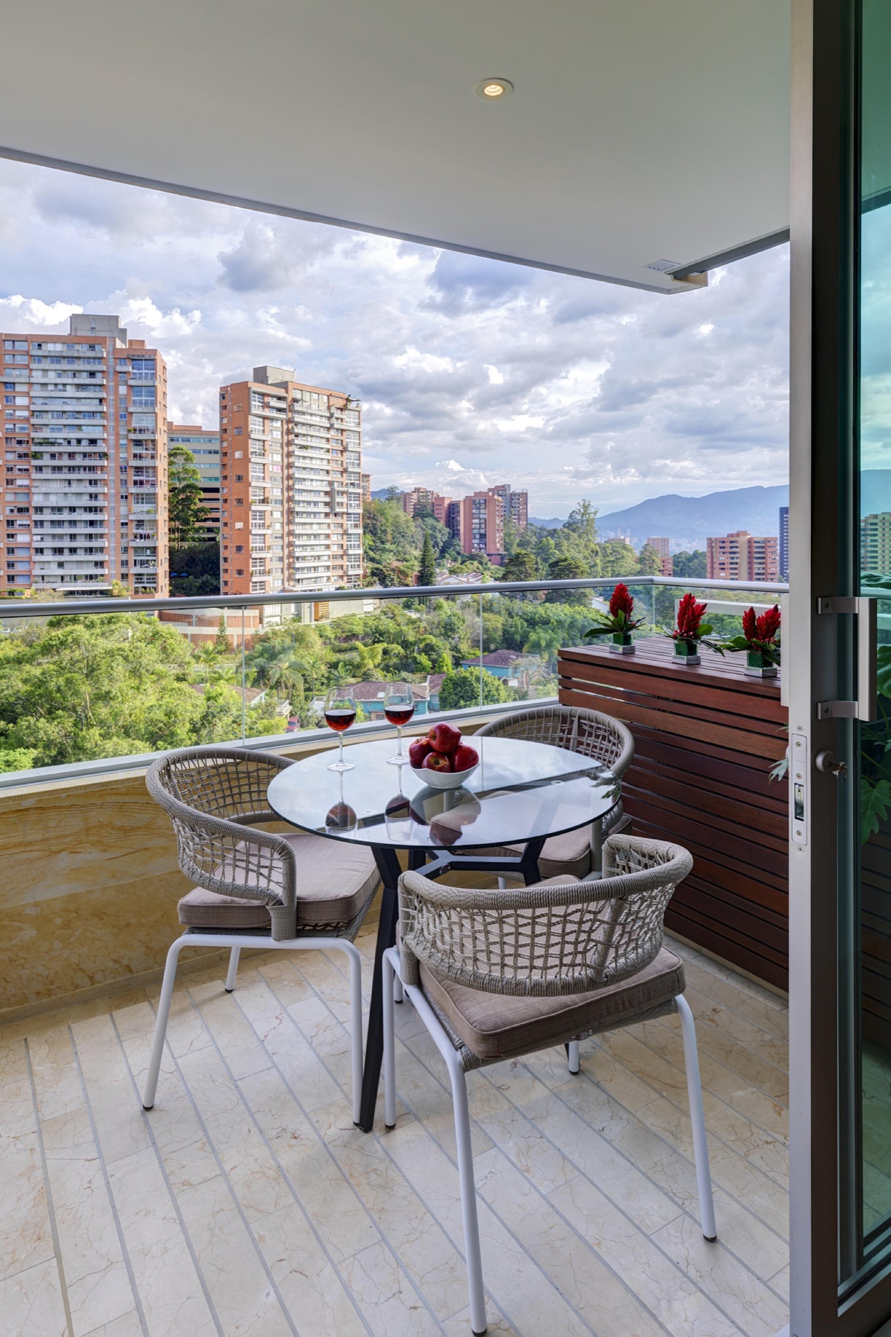 Estelar La Torre Suites Медельин Экстерьер фото