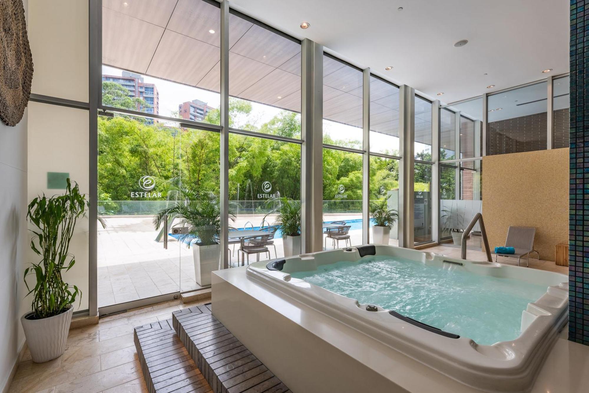 Estelar La Torre Suites Медельин Экстерьер фото