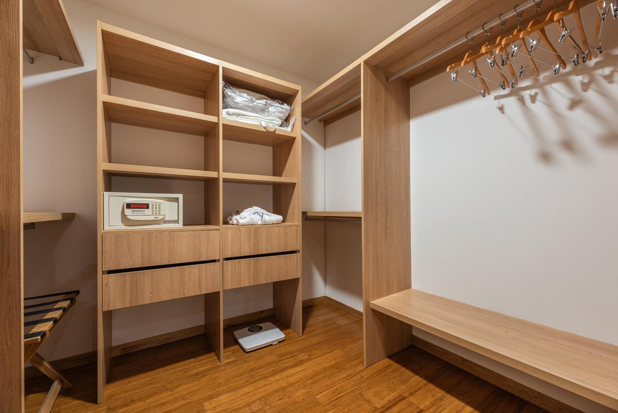 Estelar La Torre Suites Медельин Экстерьер фото