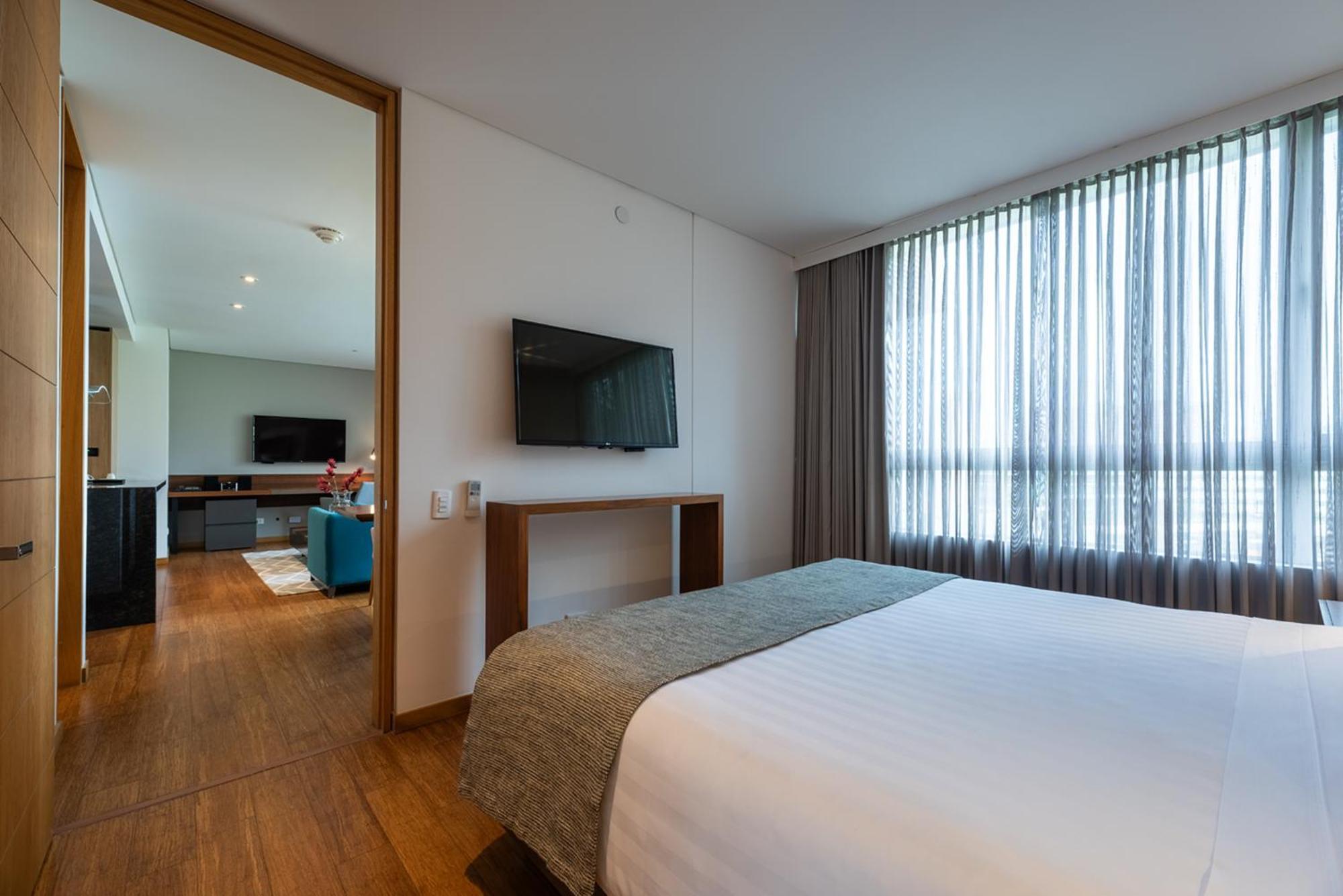 Estelar La Torre Suites Медельин Экстерьер фото