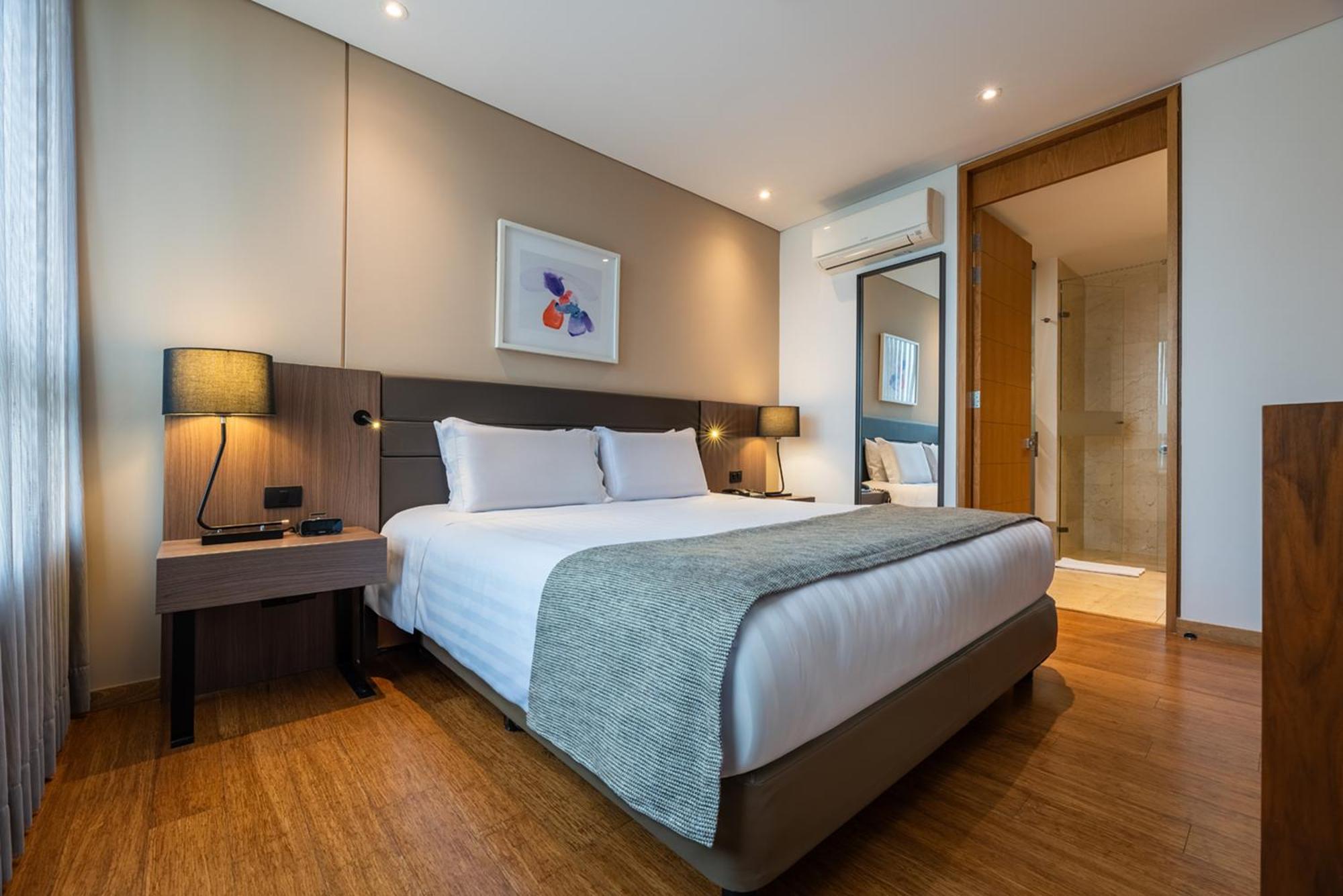 Estelar La Torre Suites Медельин Экстерьер фото