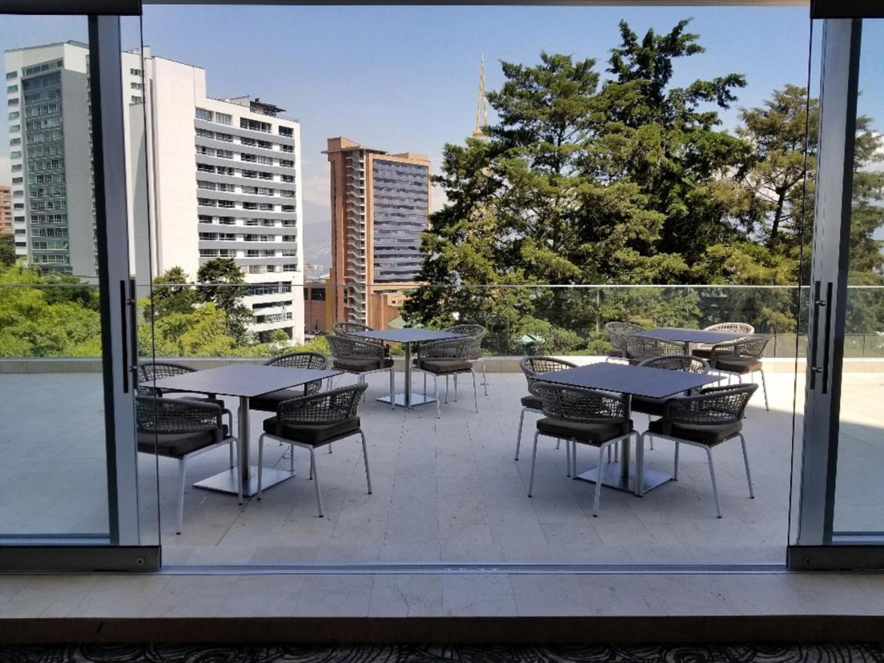 Estelar La Torre Suites Медельин Экстерьер фото