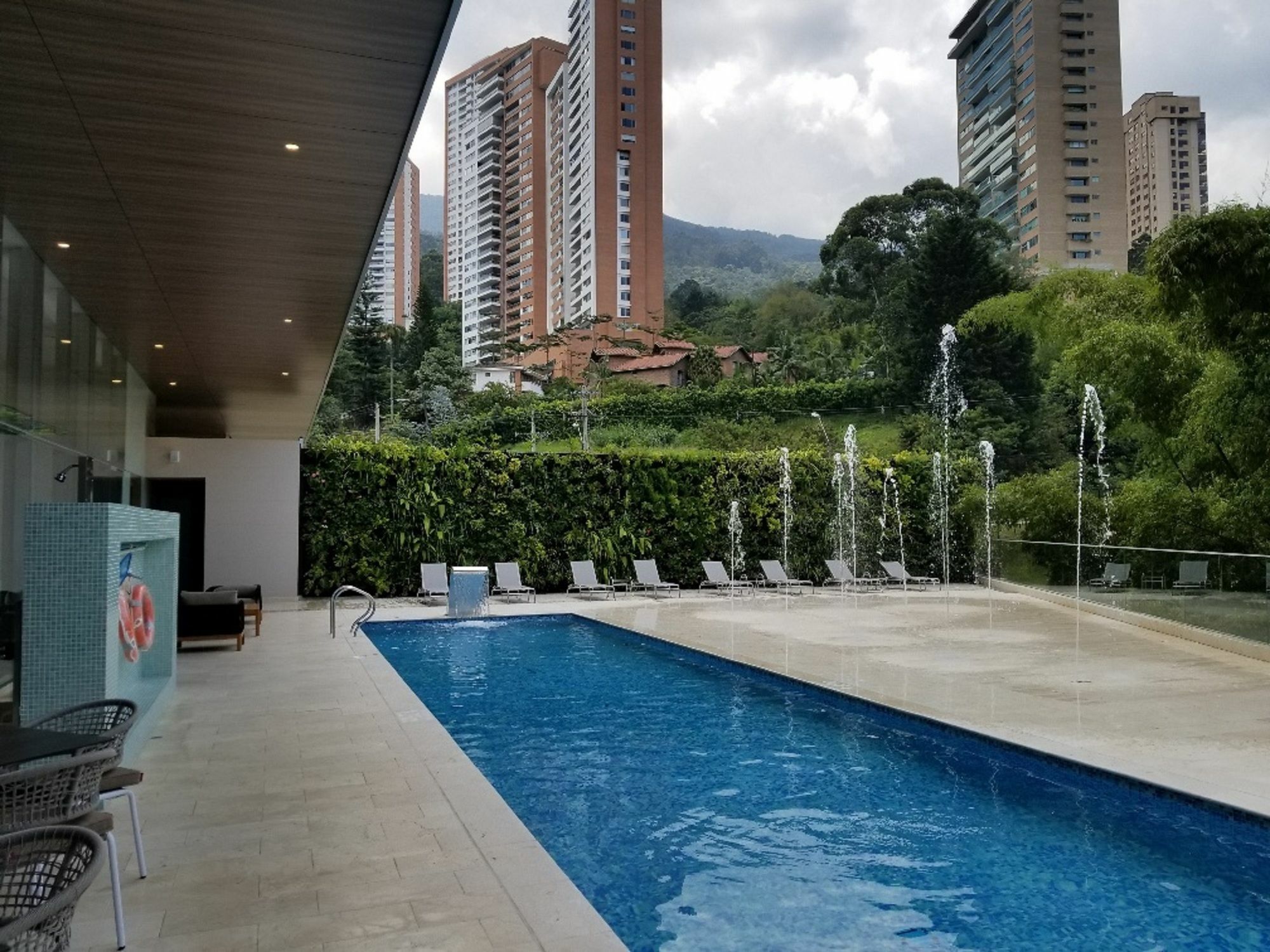 Estelar La Torre Suites Медельин Экстерьер фото